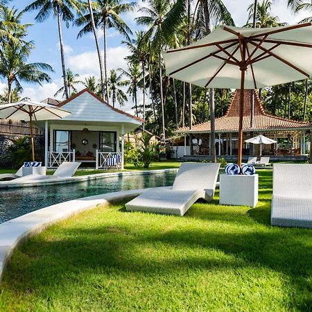 Senang Resort Tianyar Buitenkant foto