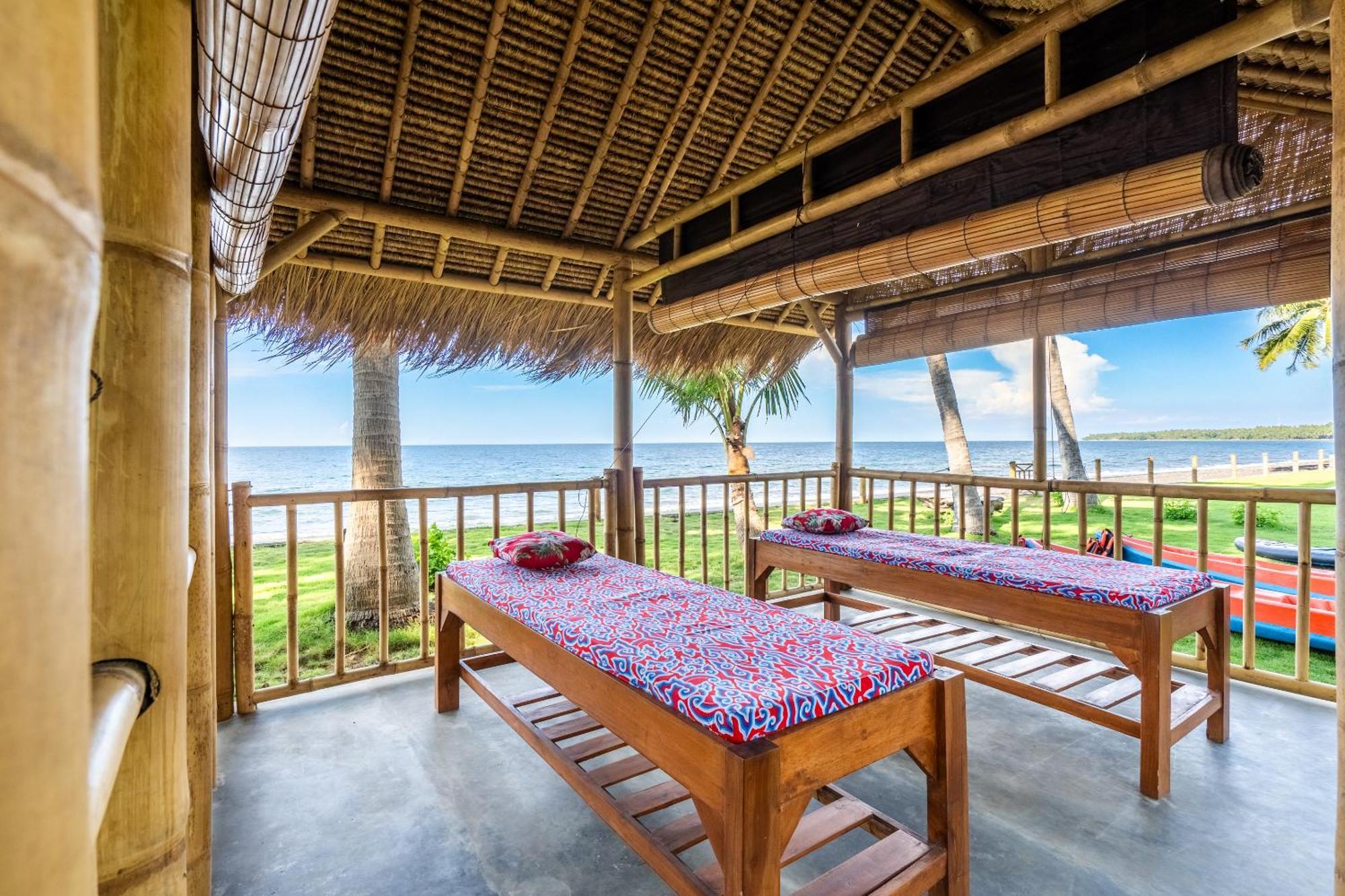 Senang Resort Tianyar Buitenkant foto